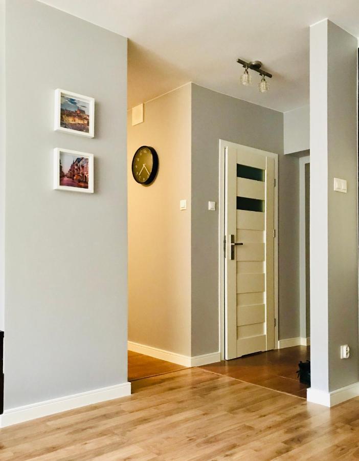 Plac Bankowy Apartment Варшава Екстериор снимка